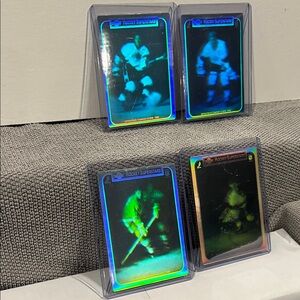 1990 Upper Deck Steve Yzerman & (3) Wayne Gretzky Holographic